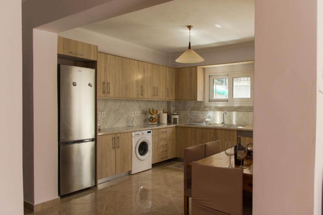 Ozone Complex By A&D Properties Porto Rafti Bagian luar foto